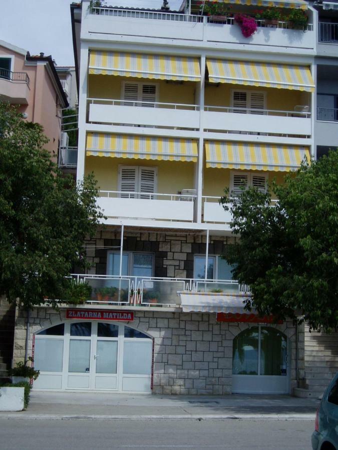 Apartments And Rooms Niksa Подгора Екстериор снимка